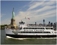 _DSC1902 statue cruise smaller.jpg
