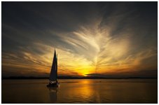 _DSC7995 sky with boat 2  smaller.jpg