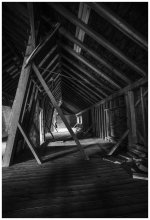 _DSC4250 barn2 bw3 smaller.jpg