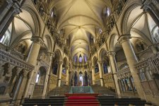 Canterbury Cathedral 3.jpg
