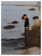 beach-enjoing-1-2.jpg