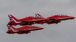redarrowsinflight-2.jpg