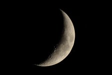 MoonRaw_001_01.JPG