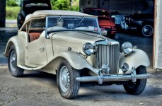 car1 (800x525).jpg