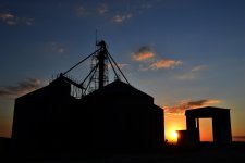 silos.jpg