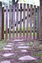 248-gate.jpg