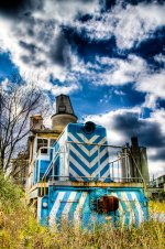verticle train hdr.jpg