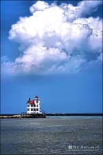 Lorain Lighthouse 2.jpg