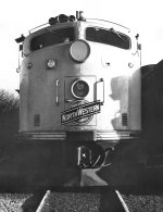 1975-11-23 Barrington IL C&NW E-Unit - for upload.jpg
