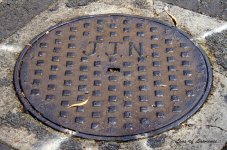 Manhole 2 LOL.jpg Manhole 2 LOL.jpg