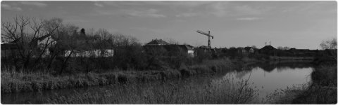 riviera bw.jpg