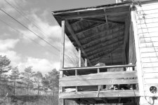 BWabandonedhouse.jpg