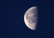 moon2.jpg
