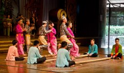 lao-ka-tob-mai-3.jpg