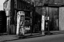 old_petrol_station.jpg
