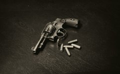 Revolver1-XL.jpg