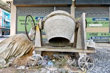 construction worker-utensils-2.jpg