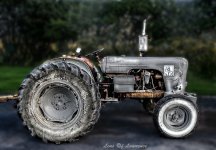 Grunge tractor LOL.jpg