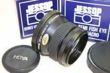 jessops-0.42x-semi-fisheye-lens-attachment-with-ser-vii-52mm-threaded-ring.-[2]-565-p.jpg