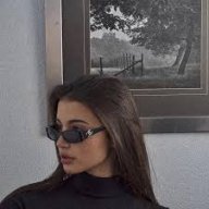Brooks Yesenia