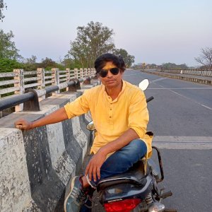amar boss.jpg